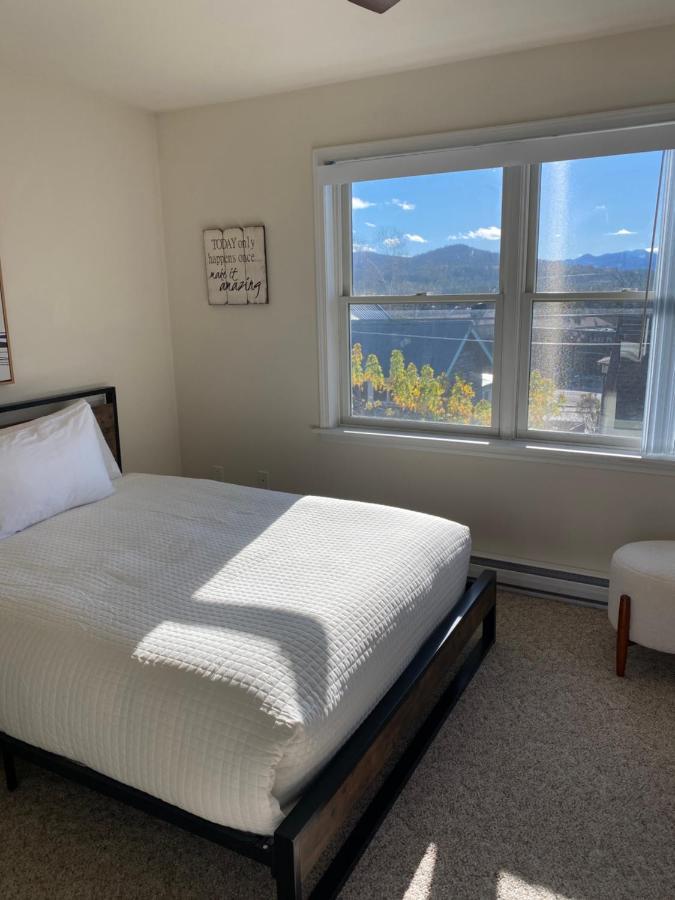 Central Lake Placid Mountain Views المظهر الخارجي الصورة